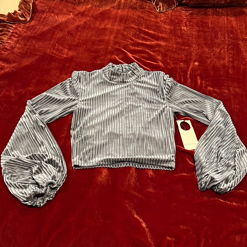 Mock neck crop top